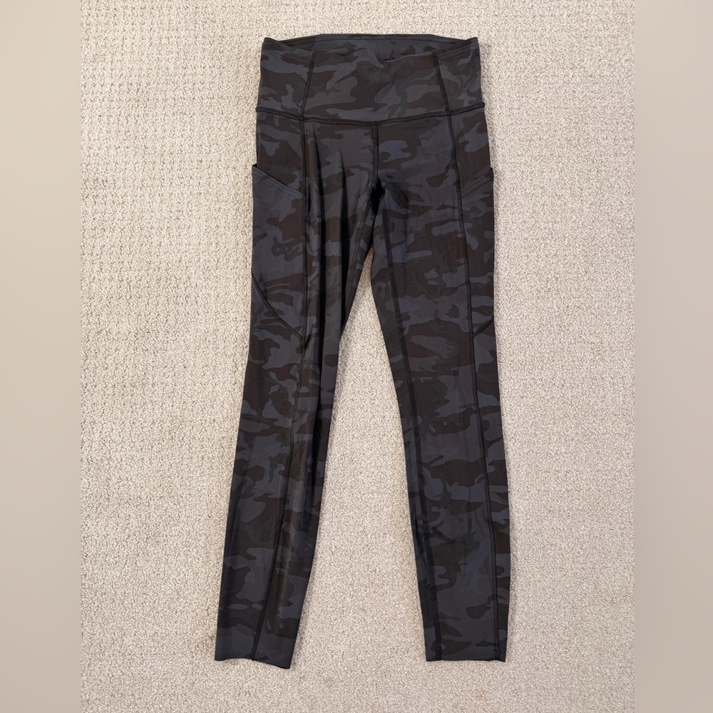 Lululemon Fast & Free Crop 23” Incognito Camo Multi Grey Leggings Size 4